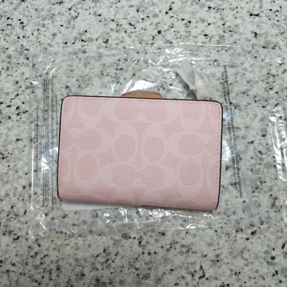 Coach Medium Corner Zip Wallet In Signature Canvas (Powder pink) - Picture 5 of 10